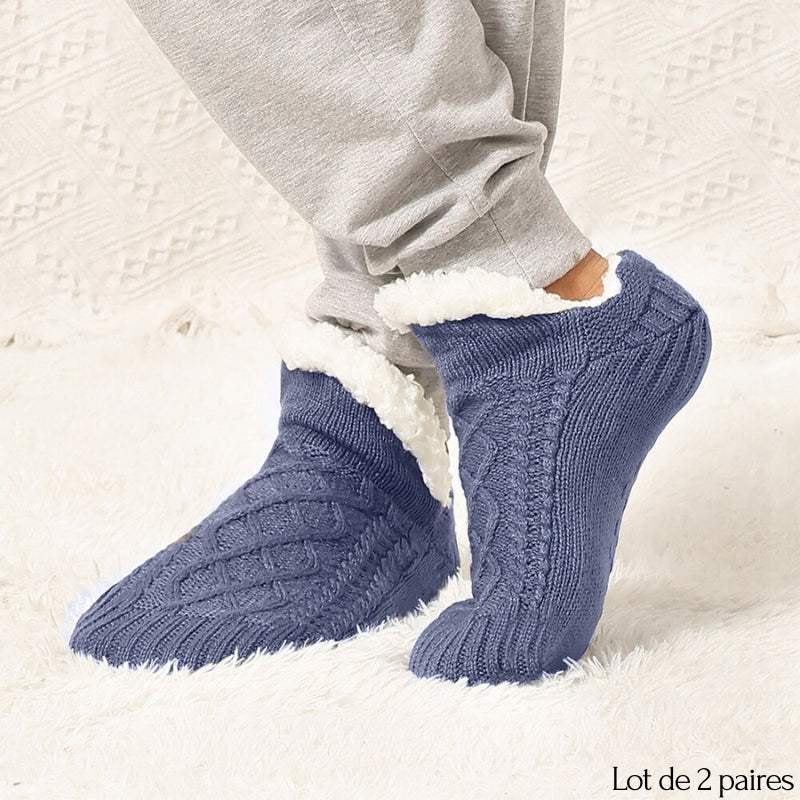 Gros plan sur la texture douce des chaussettes pilou homme