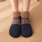 Gros plan sur la texture douce des chaussettes Pilou Pilou