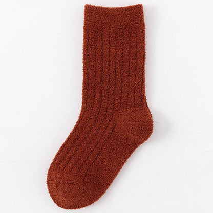 Chaussettes enfant, vue latérale montrant la couverture de la cheville