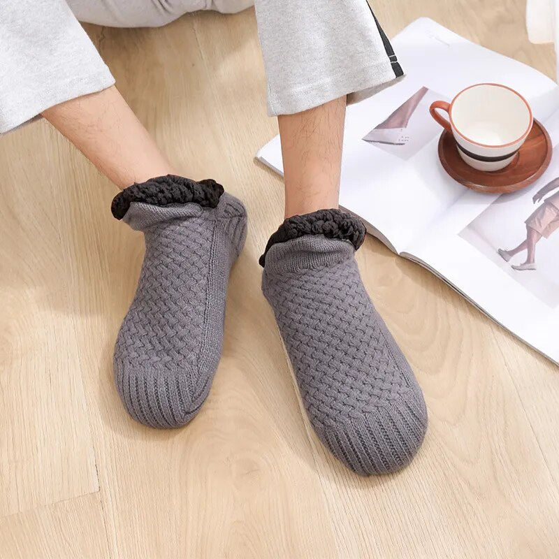 Chaussettes en laine grise épaisse pour homme, vue de face