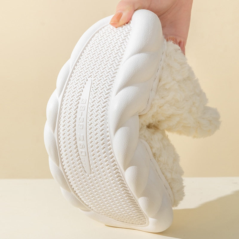 Gros plan sur la texture douce des chaussons