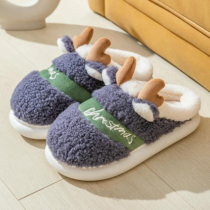 Chaussons de Noël rouges avec cornes de renne en tissu