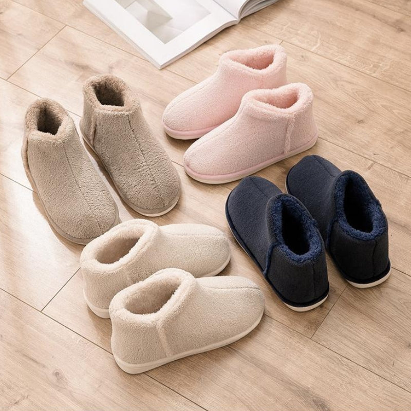 Gros plan sur la texture douce et moelleuse des chaussons