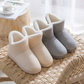 Chaussons crème en Pilou Pilou, vue de côté