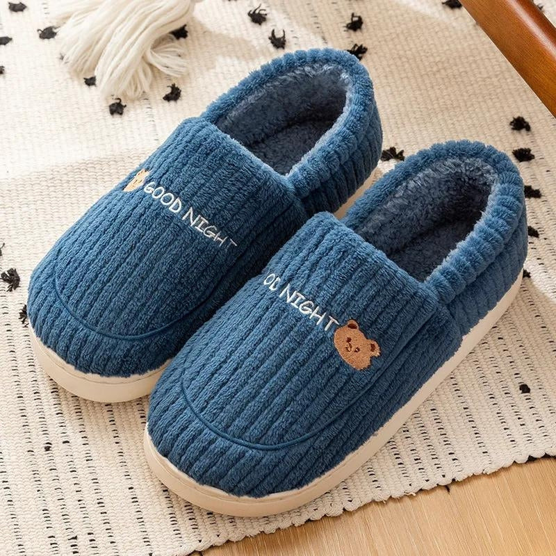 Chaussons homme en polaire bleu marine avec broderie ours