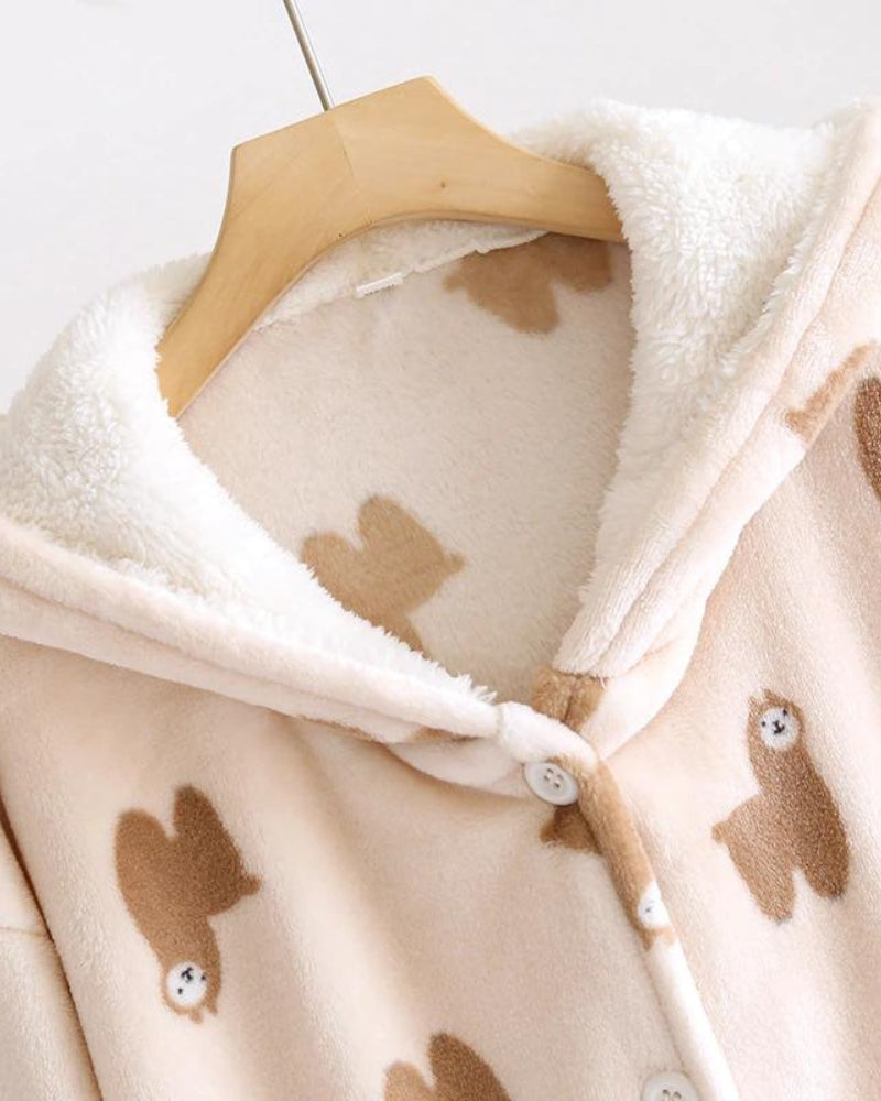 Chemise de nuit polaire beige avec motifs de lamas