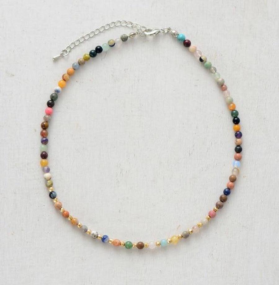 Collier de perles avec chaînette d'extension argentée
