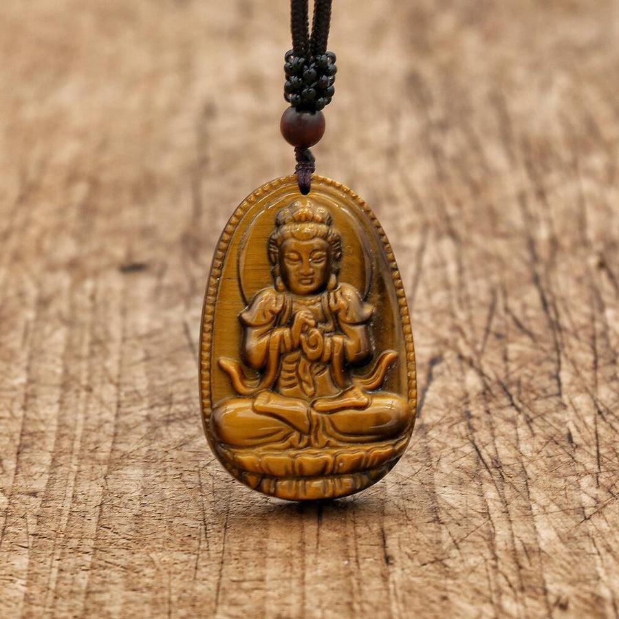Collier Œil de Tigre avec pendentif Bouddha en gros plan