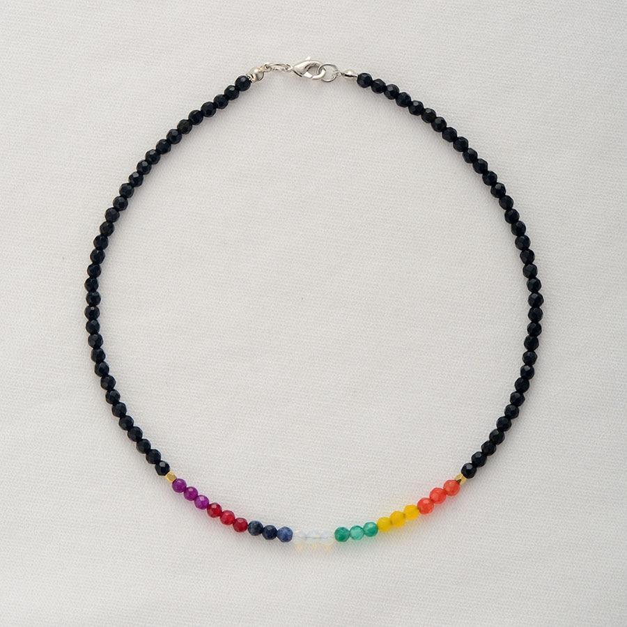 Collier ras du cou avec pierres naturelles colorées