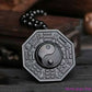 Collier obsidienne noire avec pendentif Yin Yang sculpté