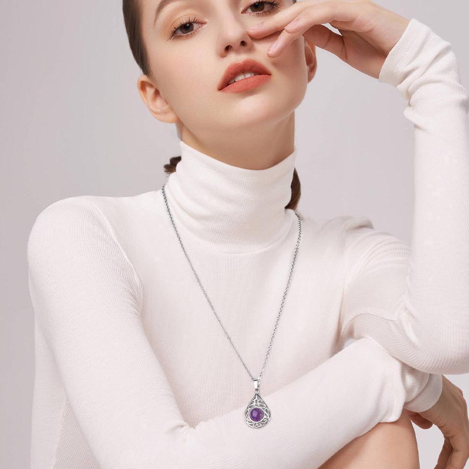 Collier en forme de goutte avec pierre œil de tigre