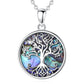 Collier élégant en argent avec fond coloré