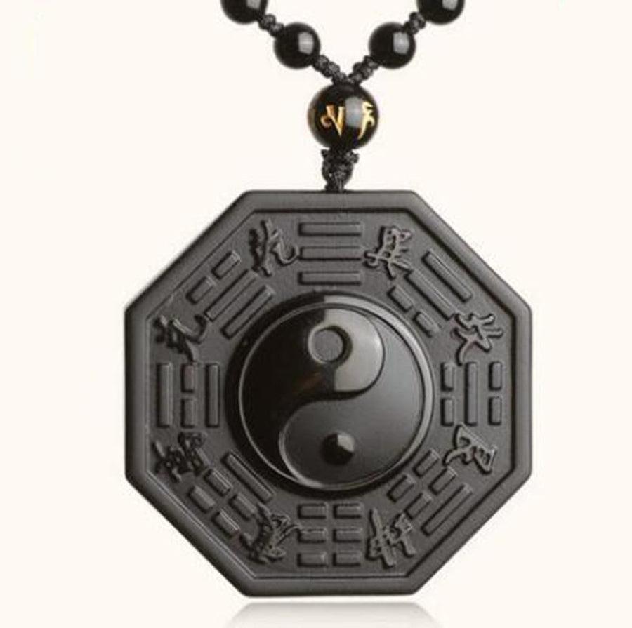 Collier en obsidienne noire avec pendentif octogonal Yin Yang