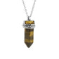 Pendentif hexagonal en pierre avec reflets lumineux
