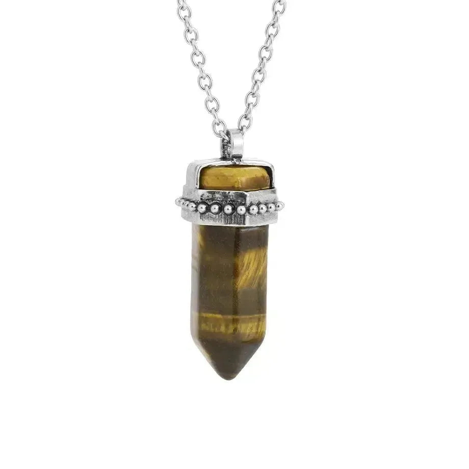 Pendentif hexagonal en pierre avec reflets lumineux
