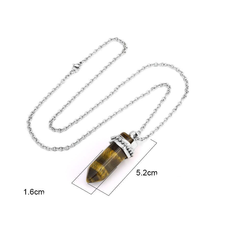Vue latérale du collier avec chaîne en maille forçat