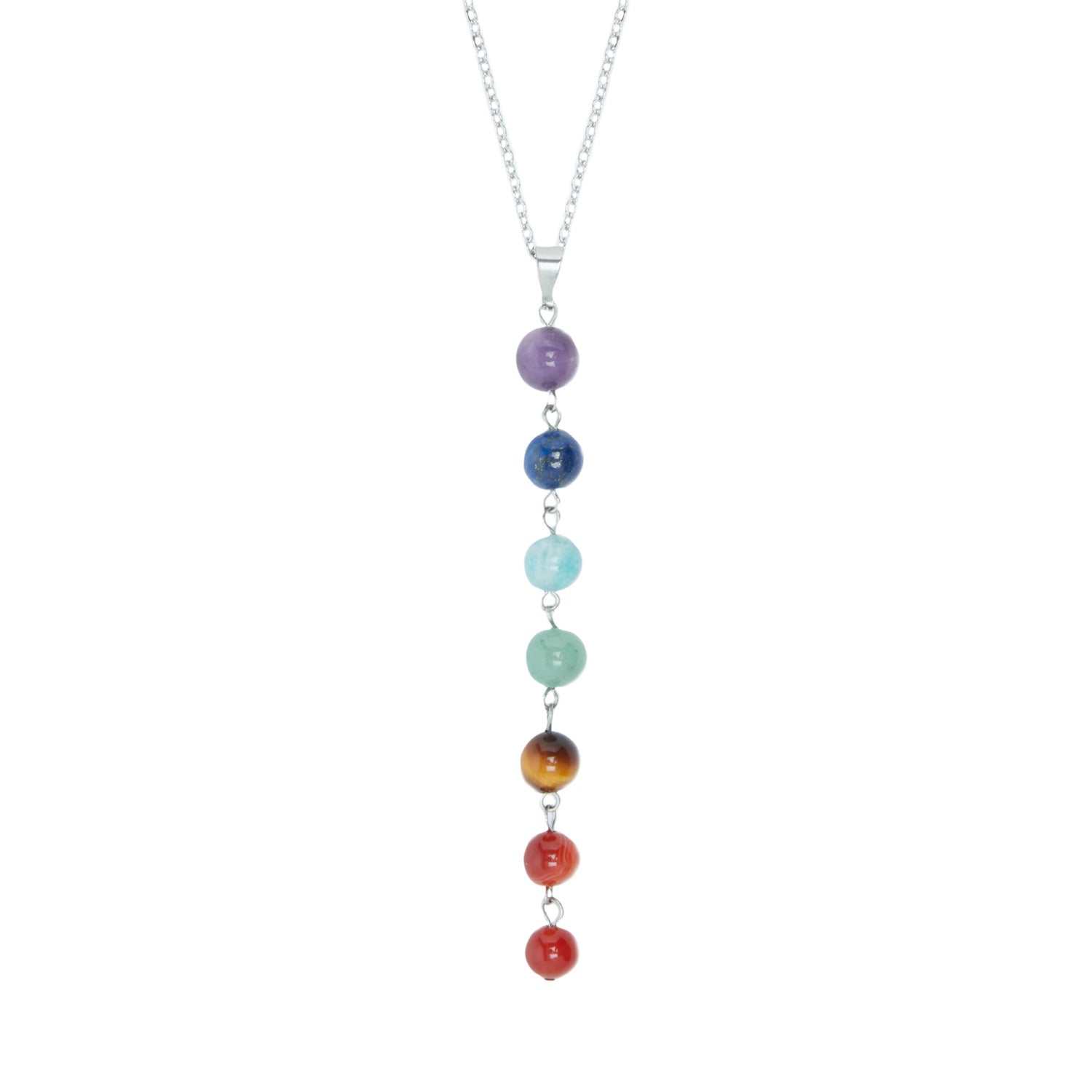 Collier chakras en pierres naturelles sur fond blanc