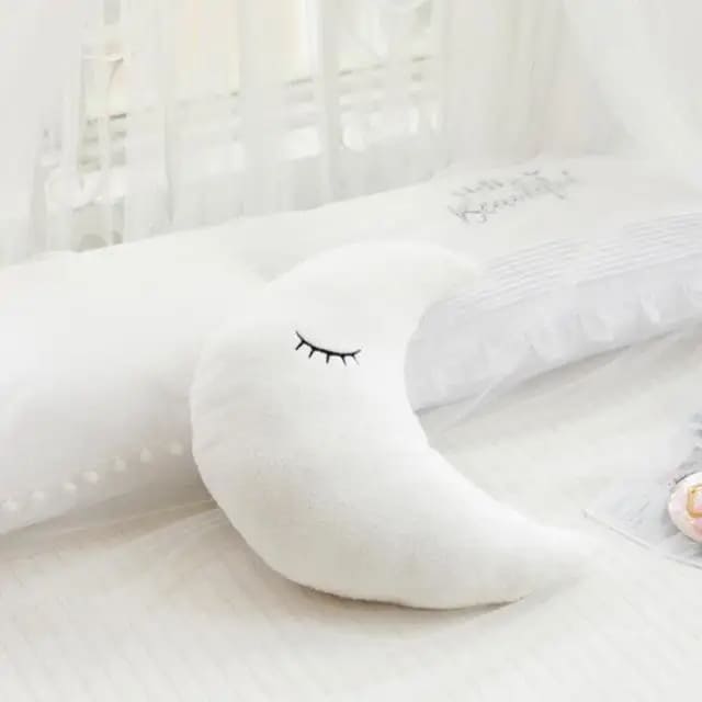 Coussin lune hypoallergénique pour le confort des tout-petits