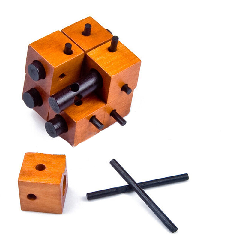 Solution du casse-tête en bois avec cubes et cylindres