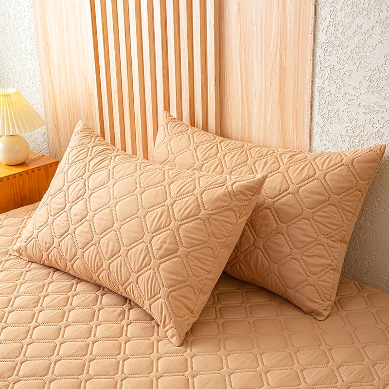 Drap housse plié, prêt à être rangé