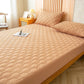 Gros plan sur la texture douce du drap housse