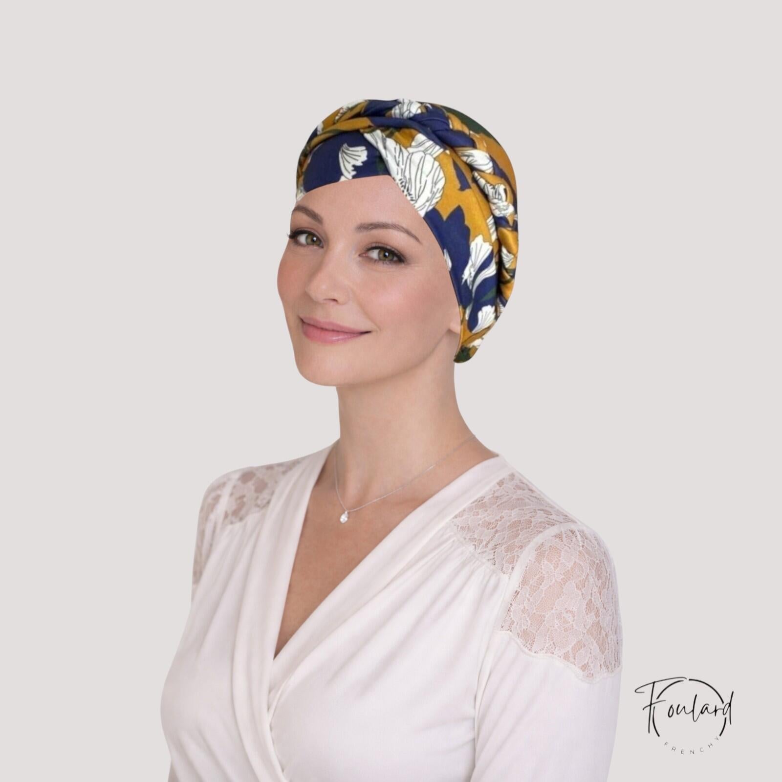 Turban femme motifs jungle, couleur moutarde, vue de face