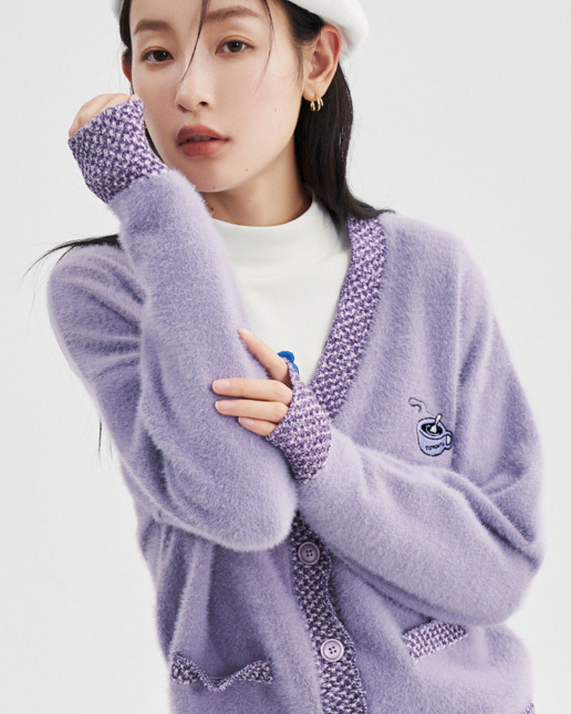 Vue de face du gilet violet avec boutons et poches