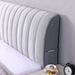 Détail des poches latérales pratiques pour rangement