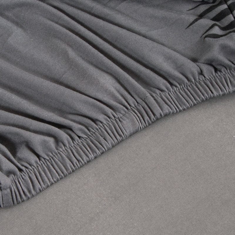 Housse de coussin montrant l'ajustement parfait sur canapé