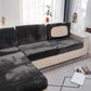 Gros plan sur la texture velours gris d'une housse