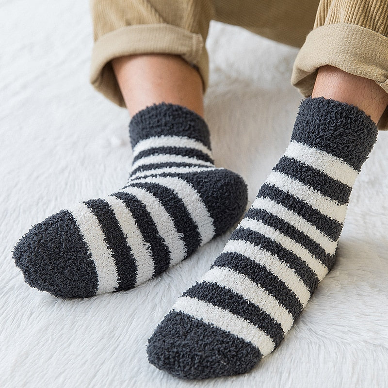 Vue d'ensemble des chaussettes montantes pour homme
