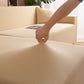 Gros plan sur texture jacquard beige, résistant aux liquides