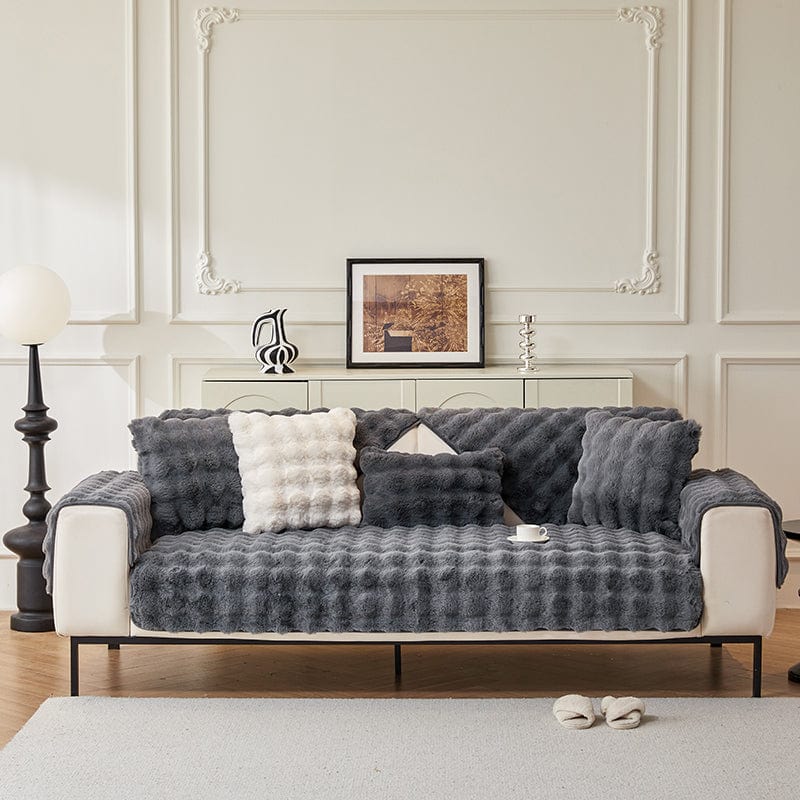 Couleurs variées de housses en fausse fourrure pour différents styles de canapés