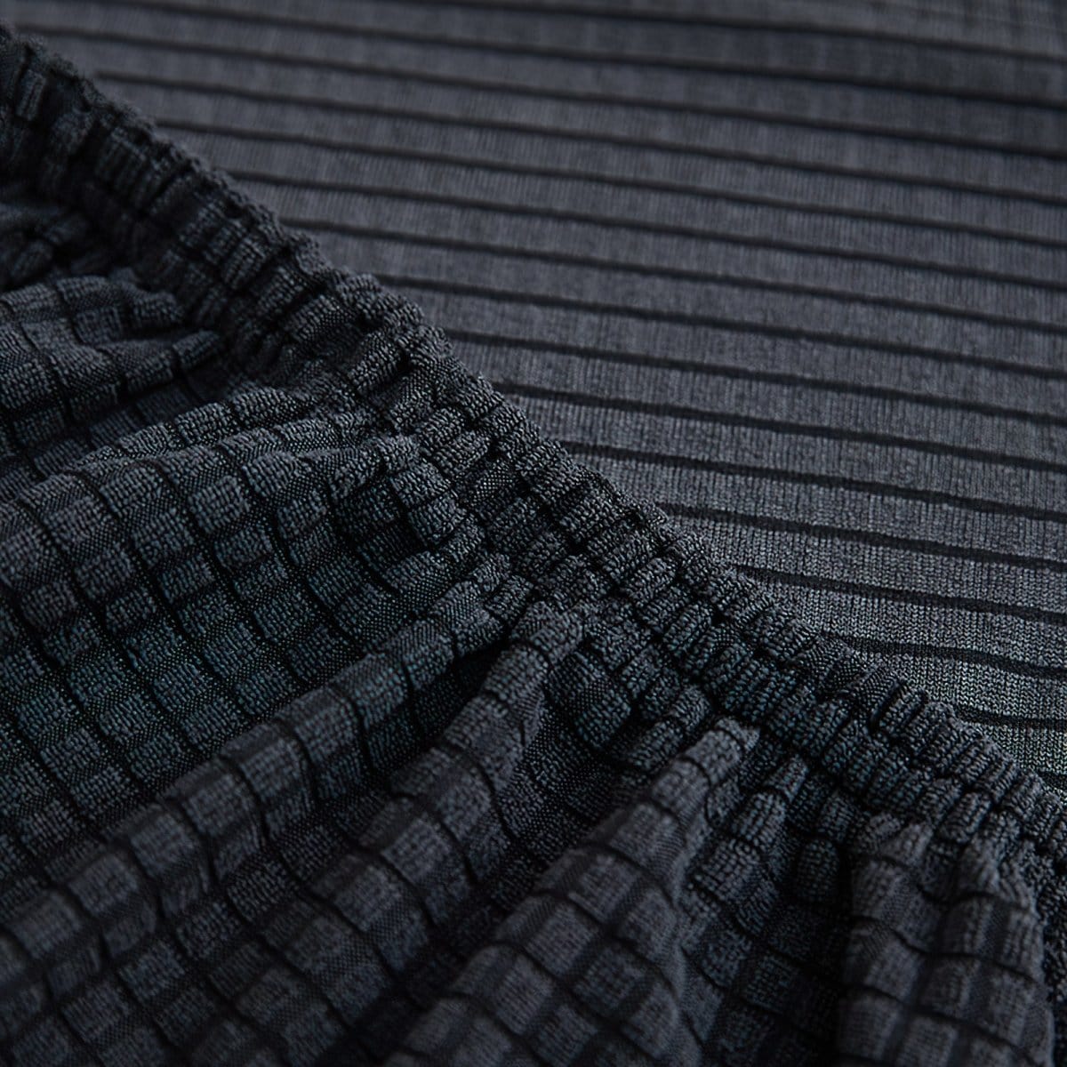 Zoom sur la qualité du tissage jacquard de la housse