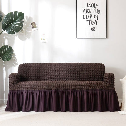 Housse extensible ajustée sur un canapé moderne