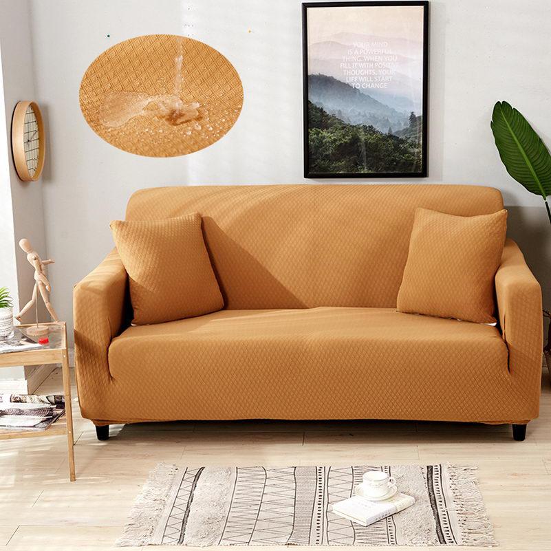 Housse extensible ajustée sur un canapé d'angle
