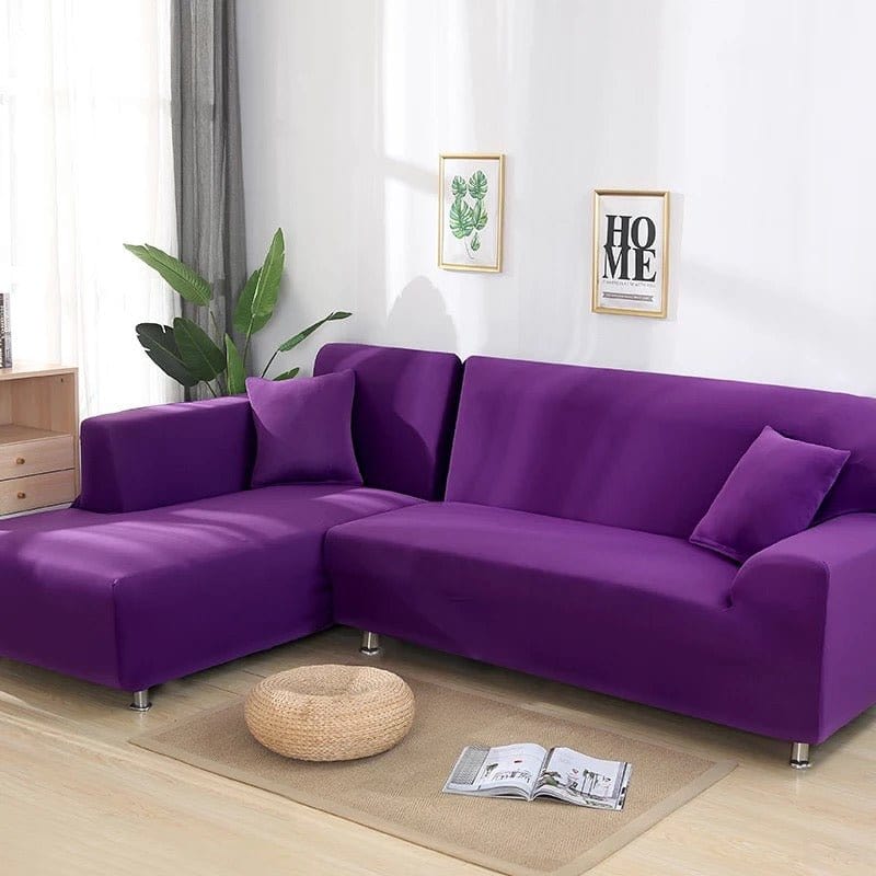 Housse extensible pour canapé violet sur un canapé moderne