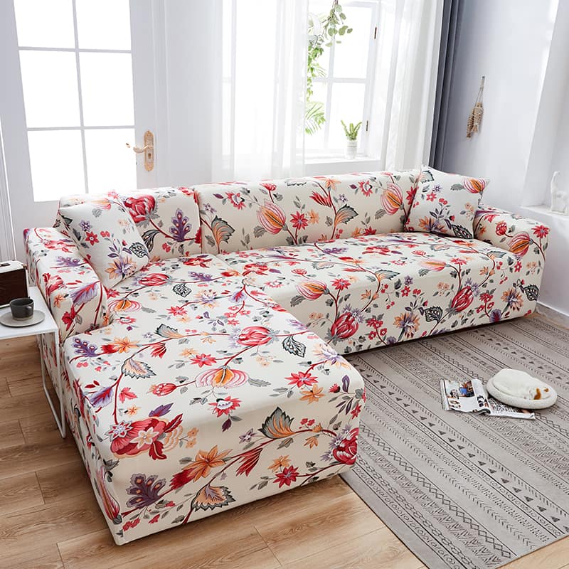 Housse de canapé rouge à motifs floraux, vue de face