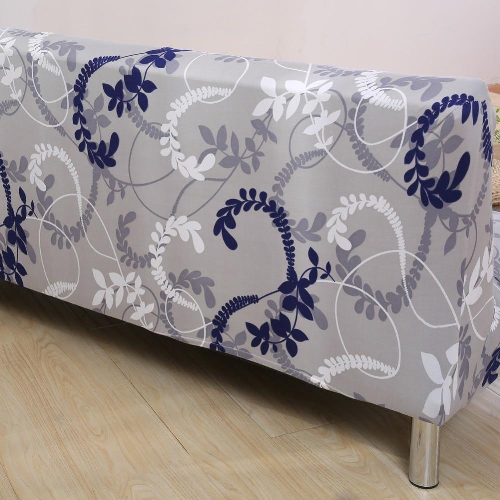 Vue rapprochée du tissu extensible à fleurs