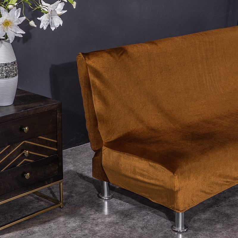 Gros plan sur la texture velours marron de la housse