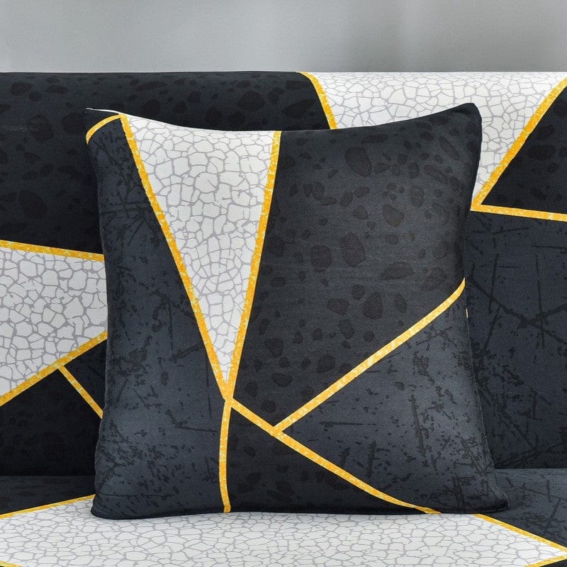 Deux housses de coussin noires extensibles sur fond blanc