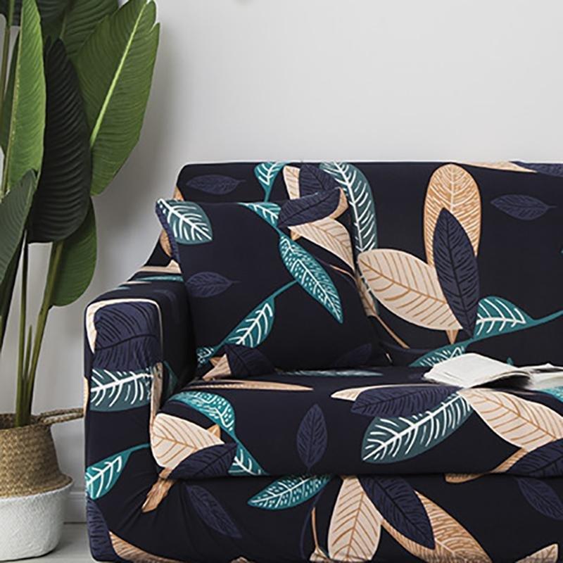 Housse de coussin extensible motif paon sur canapé
