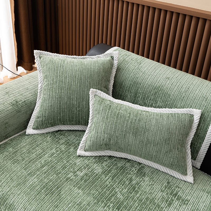 Housse de coussin verte en tissu chenille côtelé