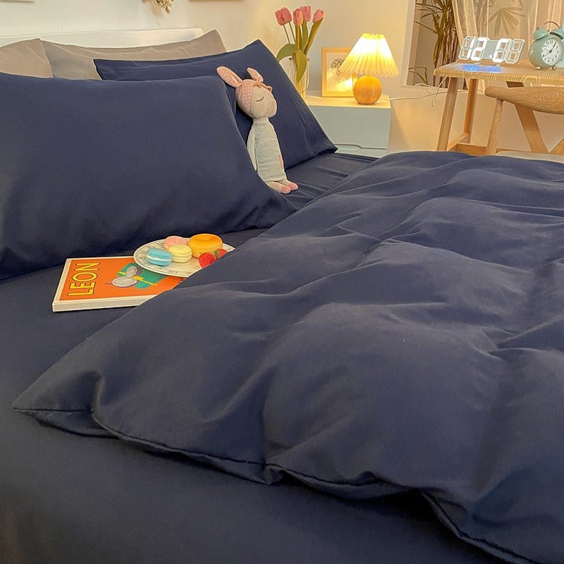 Vue d'ensemble d'une chambre avec housse de couette élégante