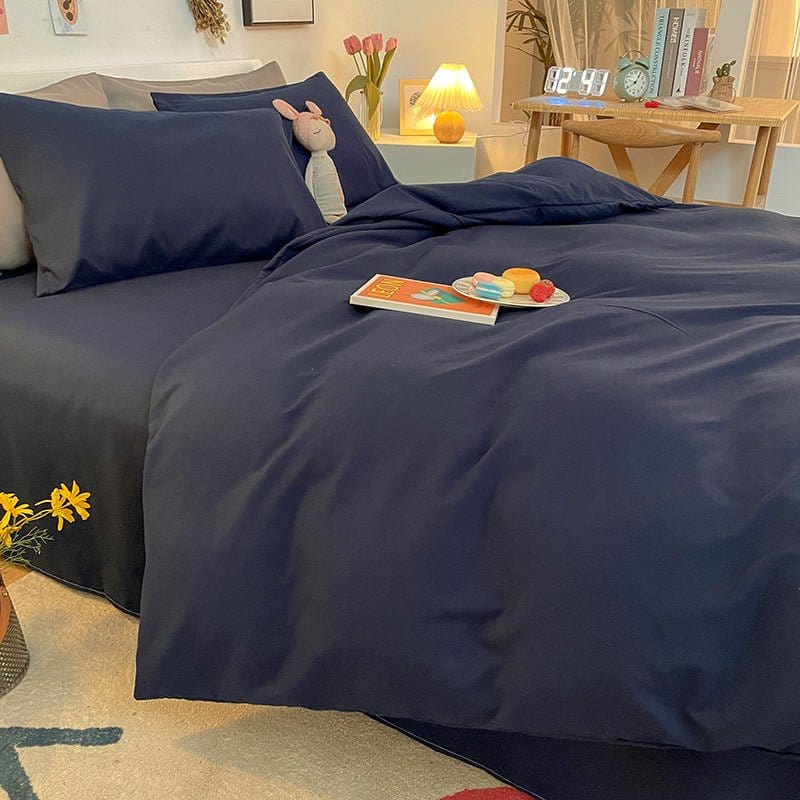 Housse de couette bleu marine avec un design minimaliste