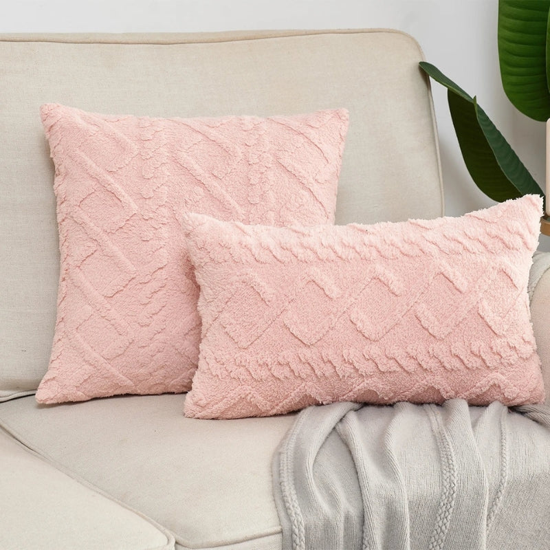 Housse de coussin rose en tissu Pilou Pilou doux