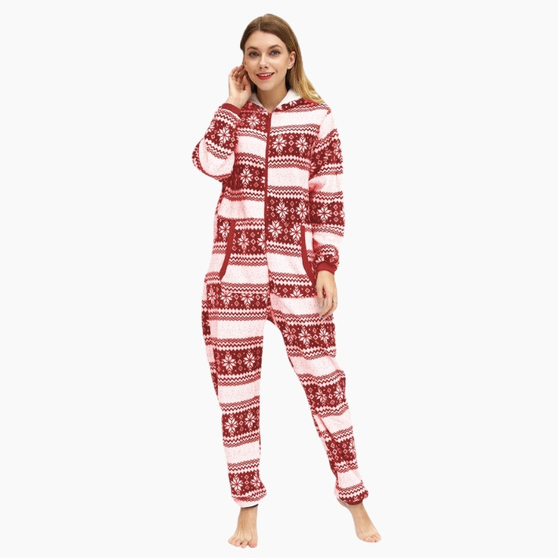 Détail des motifs flocons sur la combinaison de Noël