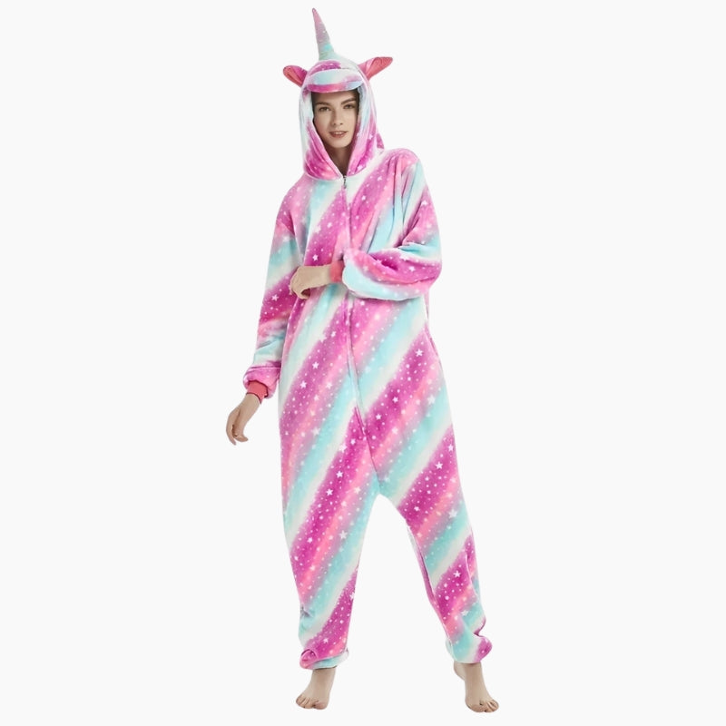 Vue de face d'une combinaison licorne polaire douce et chaude