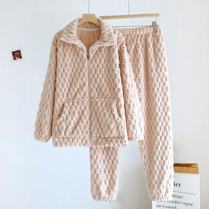 Vue de face du pyjama Pilou Pilou rose clair pour femme