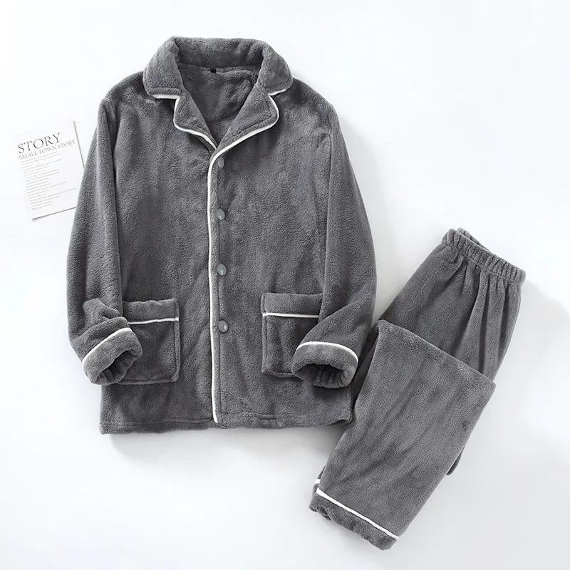Ensemble pyjama gris doux avec poches pratiques
